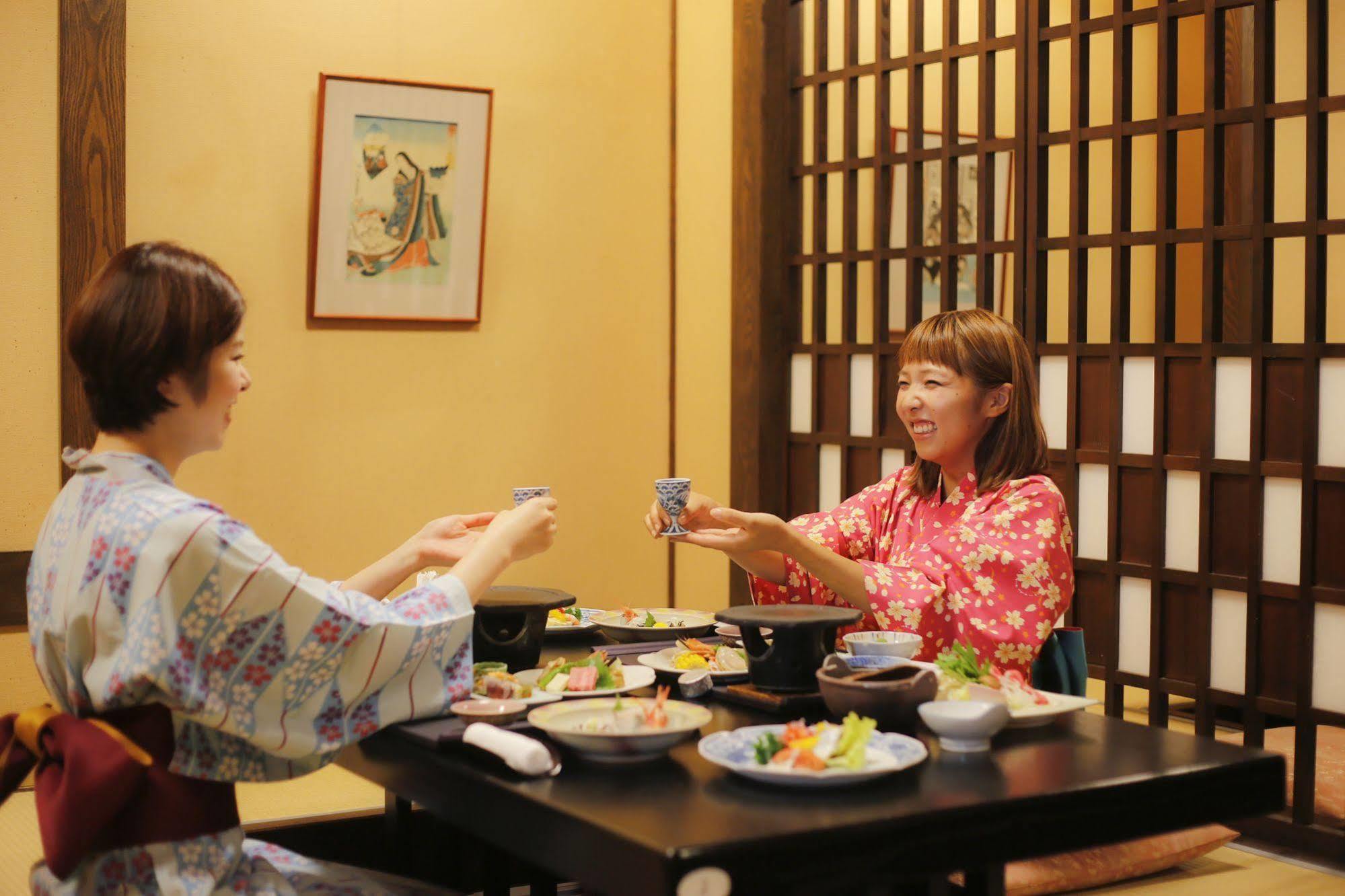 Ikoitei Kikuman Hotel Yonago Bagian luar foto