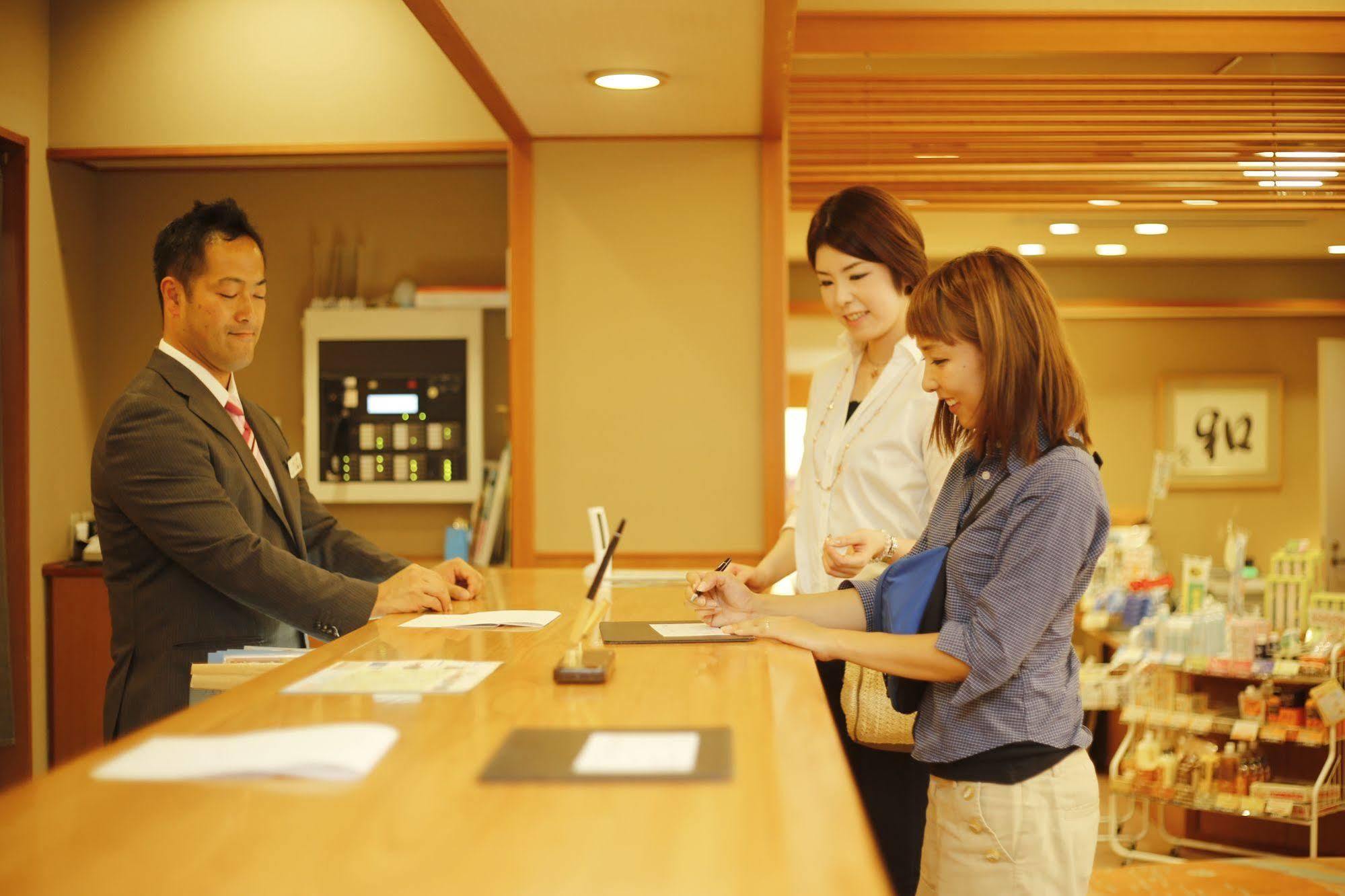 Ikoitei Kikuman Hotel Yonago Bagian luar foto